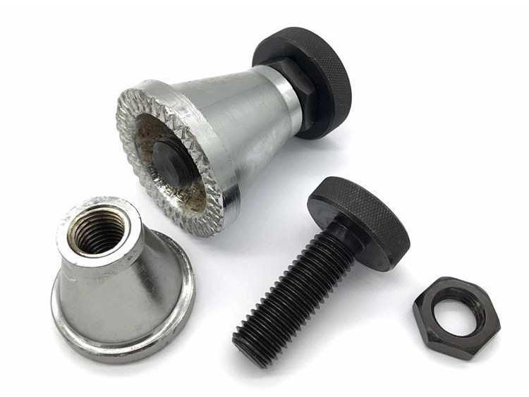 Регулируемая подкладка для винтового домкрата с четырьмя плоскими головками типа ABCD