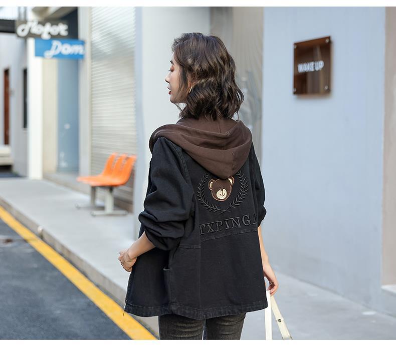 Джинсовая куртка с капюшоном в корейском стиле свободного кроя с вышивкой медведя и цветными блоками для женщин