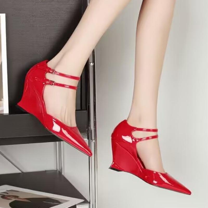 Женские модные босоножки на танкетке с пряжкой на высоком каблуке, сексуальные босоножки с острым носком из искусственной кожи, однотонные туфли для вечеринок 35-40