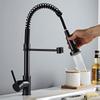 НОВЫЙ матовый черный кухонный смеситель на палубе, смеситель с вращением на 360 градусов, насадка-распылитель, кухонная раковина, краны для горячей и холодной воды