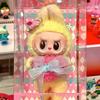 Bubble Mart Слепая коробка Bubble Mart LABUBU2025 Серия «Новые шахматные приключения» Подвесная карта королевы Желтый