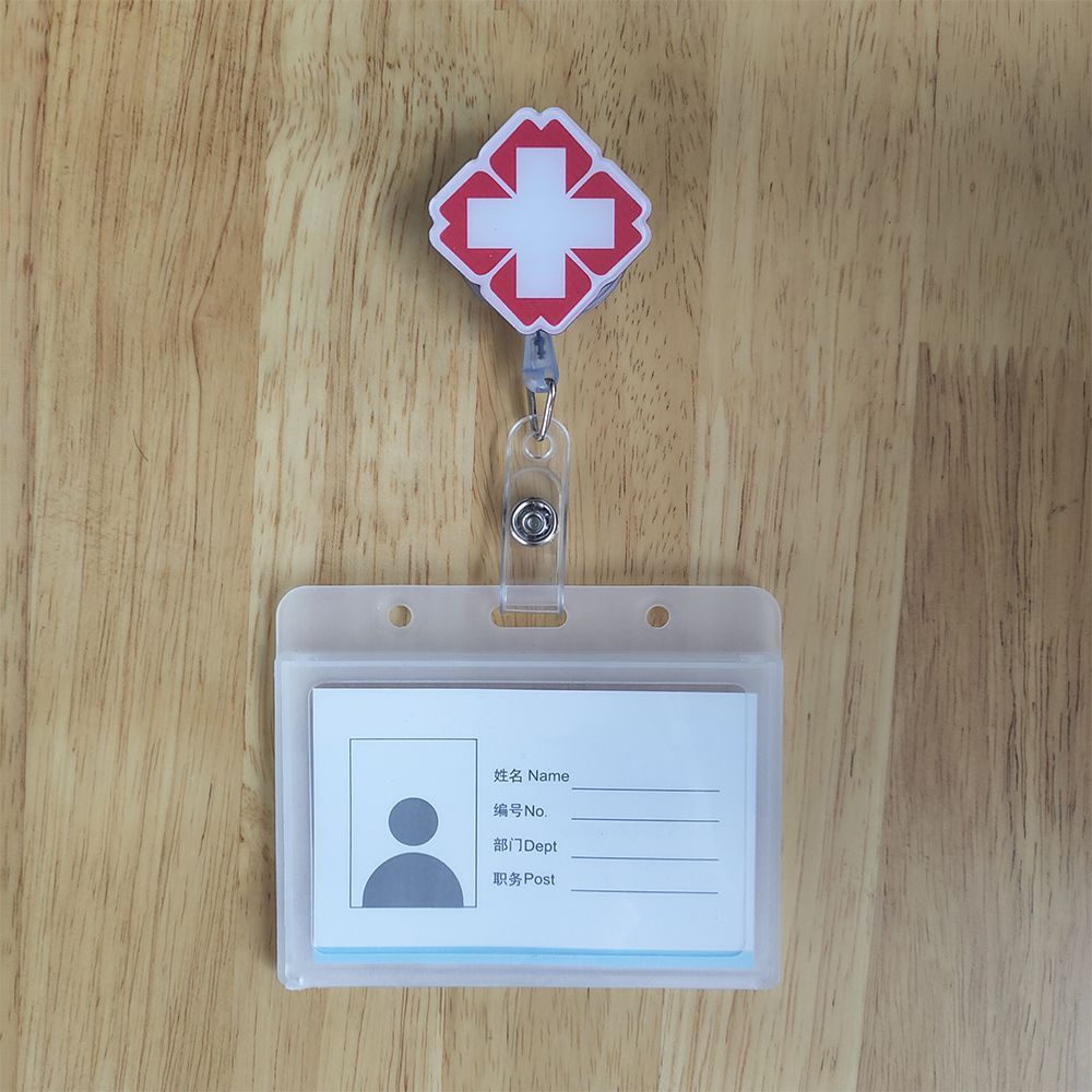 Вращающиеся клипсы Держатель для ID-карты Рабочий Держатель для визитки Выдвижная катушка для бейджа Горизонтальный стиль Медсестра Врач