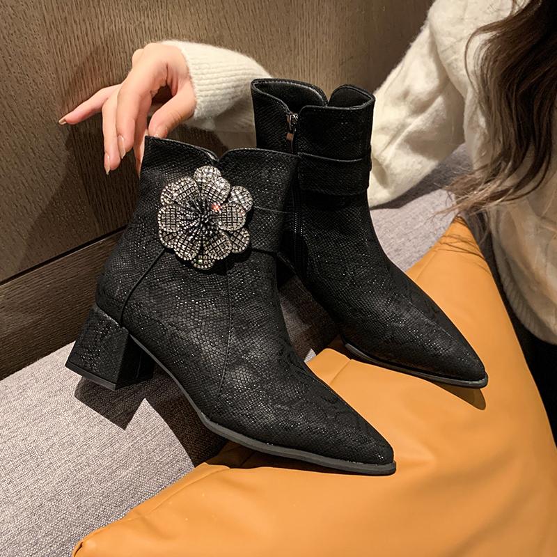 Fashion Women's Ankle Boots Pointed Toe Wear Resistant 2024 New Autumn Winter Boots for Ladies Non-Slip Outdoors Solid Color Women Boots