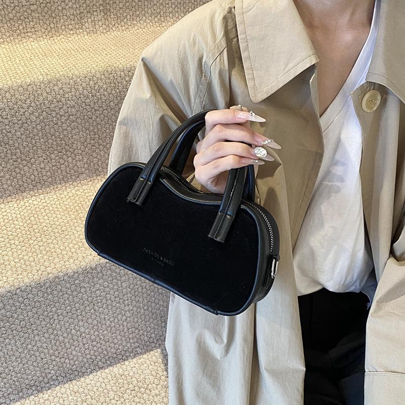 Simple Matte Bag Women'S Bag Autumn Portable Pillow Bag Premium Foreign Retro Messenger Bag