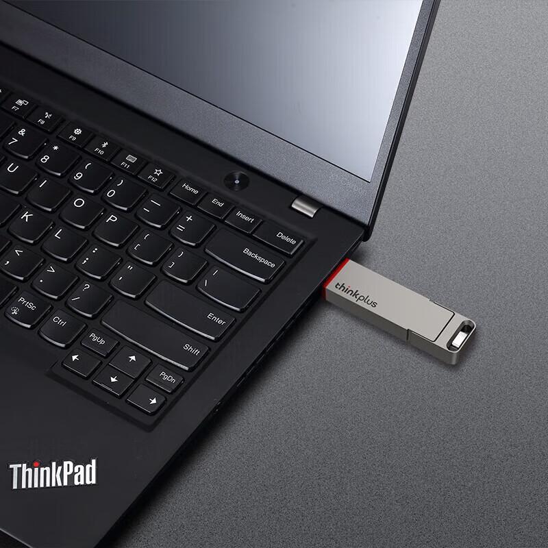 Lenovo ThinkPlus TU200Pro Dual USB-C SSD Flash Drive