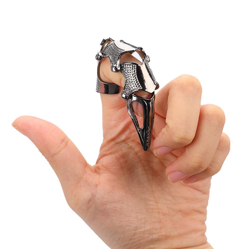 Панк-готический рок, прокрутка, суставная броня, металлическое кольцо на полный палец, золотое
