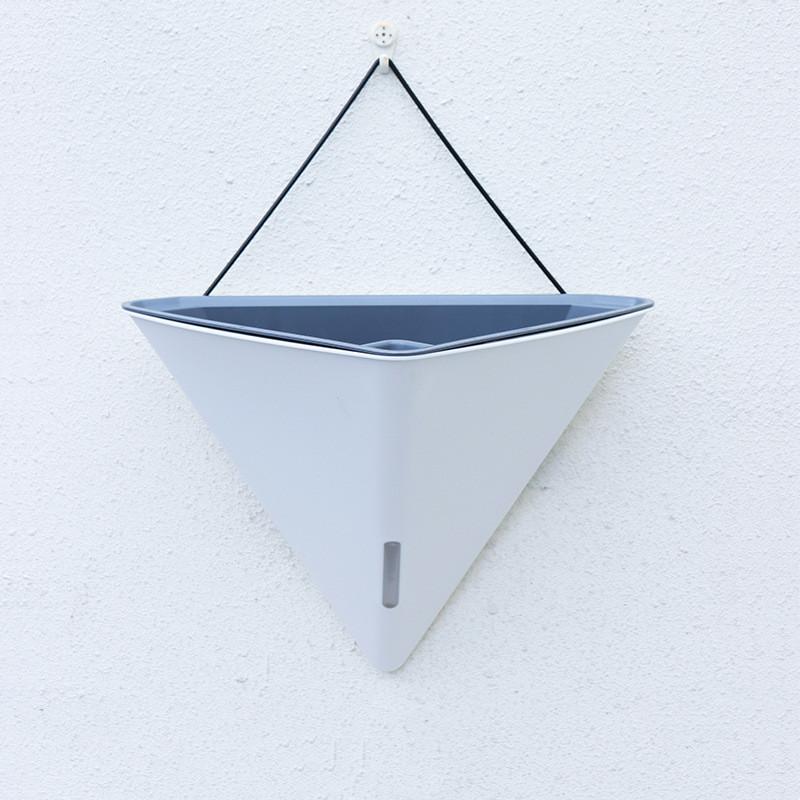 Triangular Wall Mounted Flower Pot Planters Self Watering Hanging Basin for Plants Lazy Flowerpot Office Home Garden Accessories
