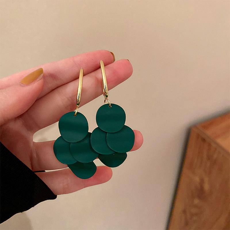 Модные зеленые серьги, геометрические полые круглые квадратные серьги-капли, металлические висячие серьги, женские ювелирные изделия