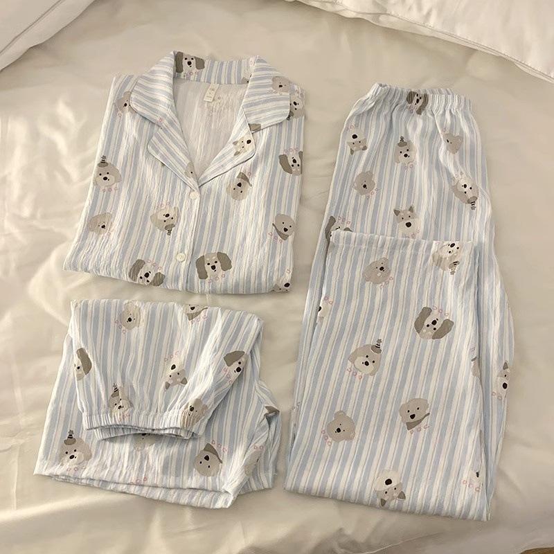 Летняя хлопковая пижама в клетку с цветочным принтом: Женский комплект из трех предметов с коротким рукавом в японском стиле - милая домашняя одежда в стиле интернет-знаменитостей.