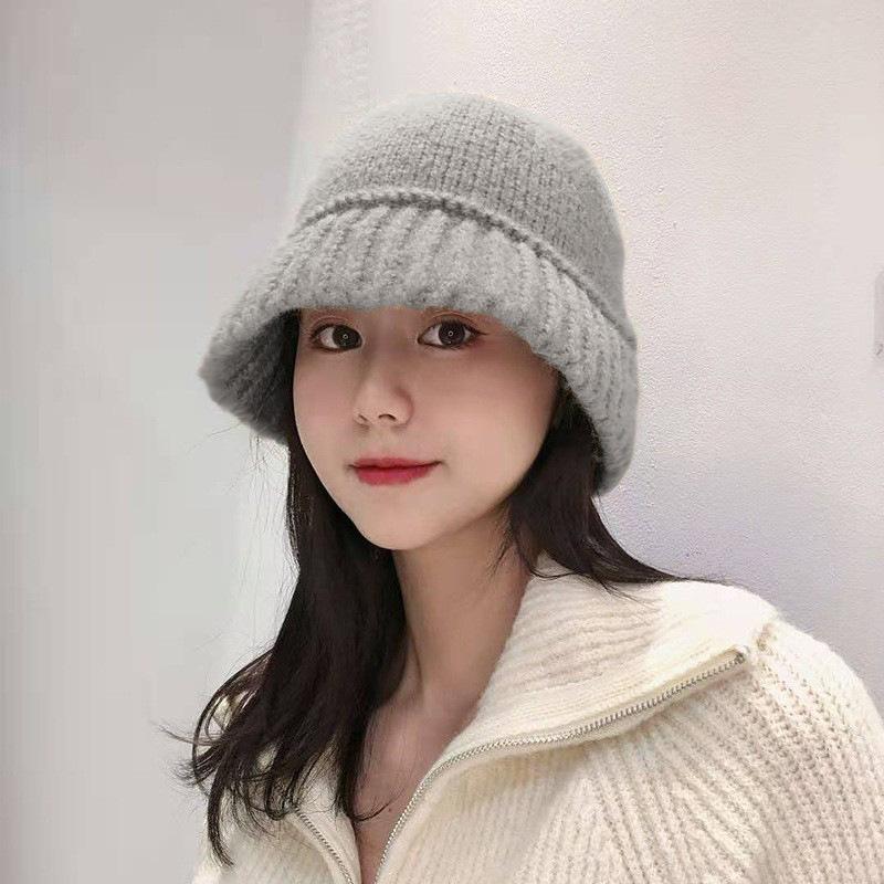 Big Head Circumference Knitted Hat for Women, Small Face In Autumn and Winter, Warm Bucket Hat, Enlarged and Deepened Ear Protector Basin Hat