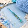 Resin Floral Crochet Hook Hook, Dried Flower Clear Handle Hand Sore Prevention Tool Metal Head with Beaded Wristlet for Arthritis Beginners