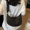 High-end Lightweight Nylon Dumpling Bag Commuter Casual Shoulder Crossbody Bag Simple Fashion Versatile Design Canvas Bag