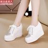 Модные кроссовки на платформе с танкеткой, женские туфли с белыми стразами и плоским каблуком, повседневные сетчатые теннисные туфли для женщин на шнуровке, вулканизированные туфли