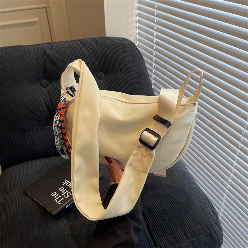 Повседневная маленькая сумка женская новая большая вместительная универсальная сумка-пельмень летняя универсальная на плечо через плечо