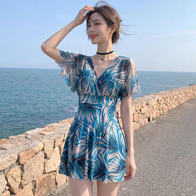 Large size swimsuit women's one-piece skirt conservative slightly fat girl thin covering meat hot spring seaside vacation swimsuit