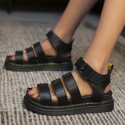 Мода 2025 Большие Летние Новые Толстая Подошва Одна Линия Повседневные Римские Сандалии Женские Трансграничные Туфли с Круглым Носком и Пряжкой