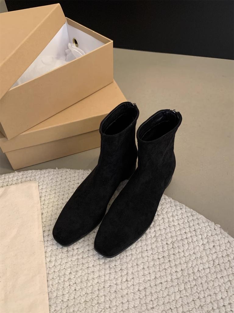 Retro Foreign Style Small Short Boots Women's 2025 Autumn and Winter Single Boots Thick Heel Thin Boots French Suede Small Ankle Boots