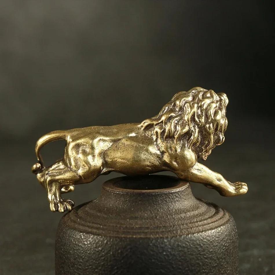 1 Pcs Vintage King Style Bronze Finish Brass Zodiac Tiger Sculpture Cast Metal Desktop Ornament for Living Room or Office Decor