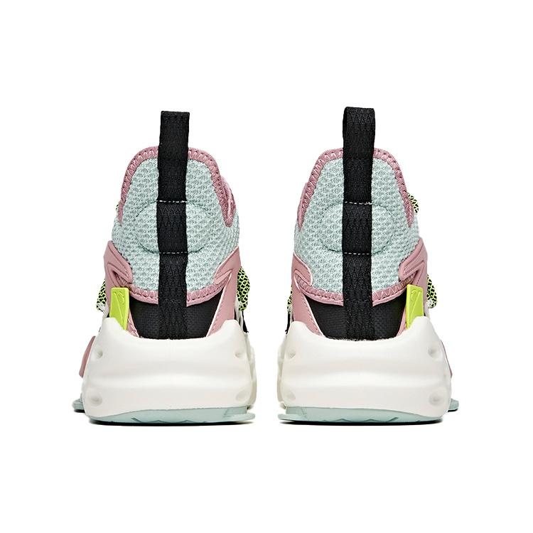 (WMNS) ANTA Baseline Low 'White Black Pink' Women's 122018087-5