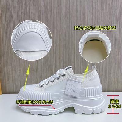 Кожаные маленькие белые туфли женские 2025 весна и лето новые на толстой подошве увеличивающие рост дышащие спортивные женские туфли универсальная обувь детская