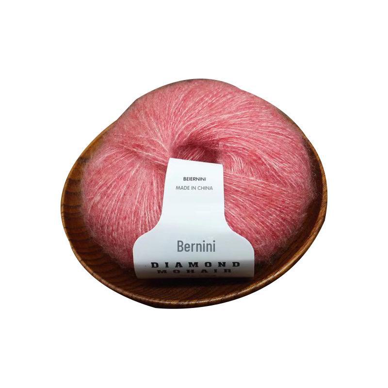 Пряжа Diamond Mohair Fine: Идеально подходит для шарфов, свитеров и вязаных изделий ручной работы.