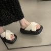 Versatile Muffin Platform Slippers Women's Outerwear 2025 Summer New Cross-belt Casual Beach Cool Slippers