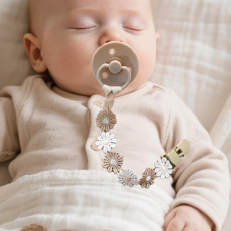 Ins-Style Daisy Fabric Pacifier Clip & Teething Stick Anti-Lost Chain