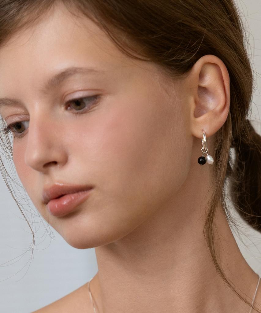 Серьги-кольца с подвесками из жемчуга и оникса Tatiana Ec3270