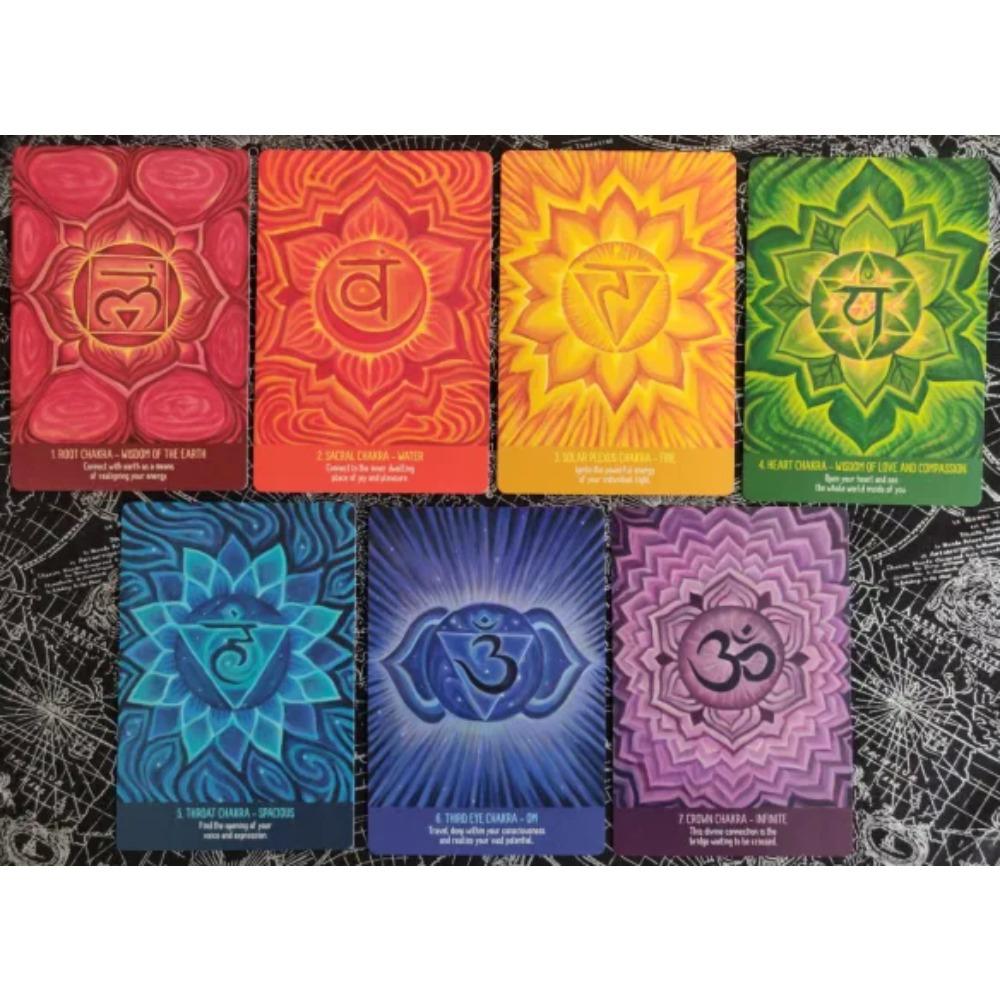 Карты-оракулы «Бесконечная мудрость чакр» 10,4 x 7,3 см. 42 тематические карты цветов чакр.
