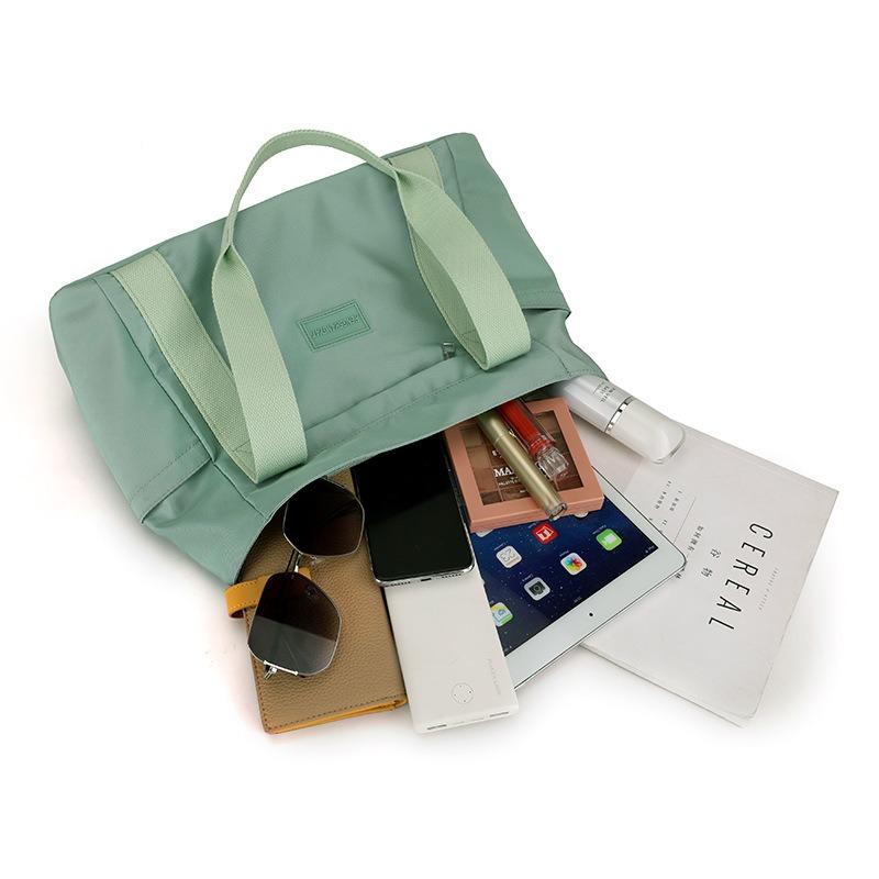 Large-capacity Nylon Cloth Fashionable and Simple Shoulder Bag New Casual and Lightweight Portable Tote Bag