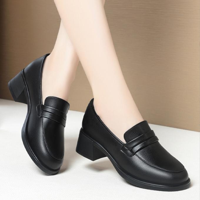 Удобные нескользящие туфли из мягкой кожи с глубоким носком на платформе, весна 2025 г., женские черные туфли на высоком каблуке для офиса и мам