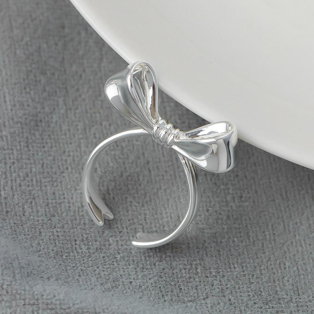 Exquisite Luxury Adjustable Bow Ring: Sweet, Fashionable, High-End Design