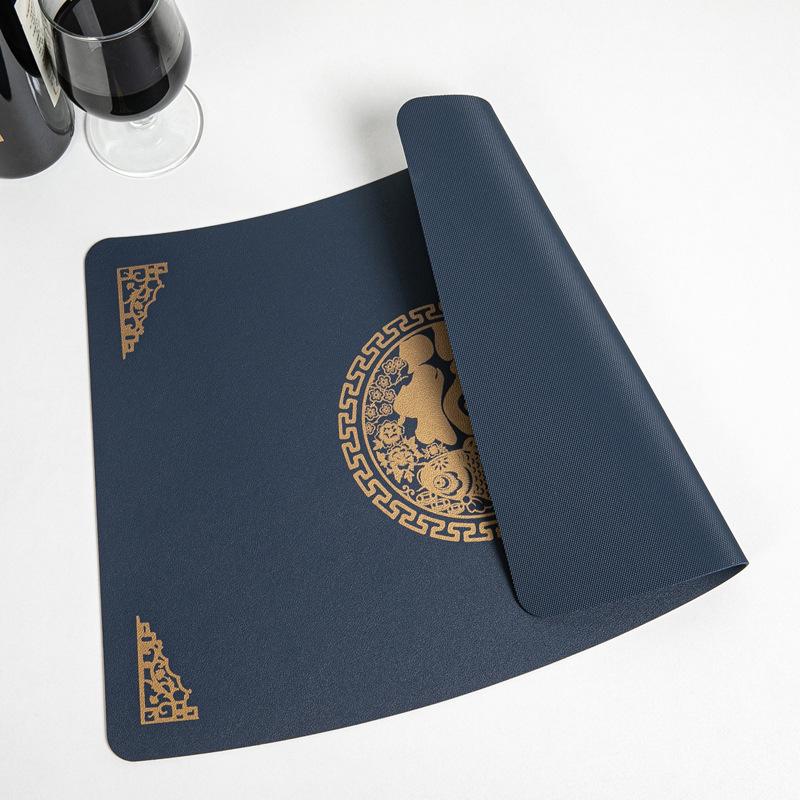 Веерообразные кожаные салфетки под приборы в скандинавском стиле — водонепроницаемые и изолированные салфетки под приборы для обеденного стола.