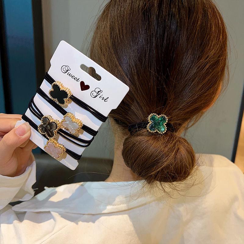 High-End Autumn & Winter Four-Leaf Clover Hair Band for Women - Simple & Elegant