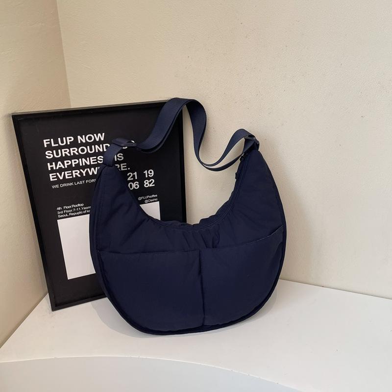 Bag Women's New Large-capacity Dumpling Bag College Student Class Shoulder Bag Simple Versatile Commuter Light Messenger Bag