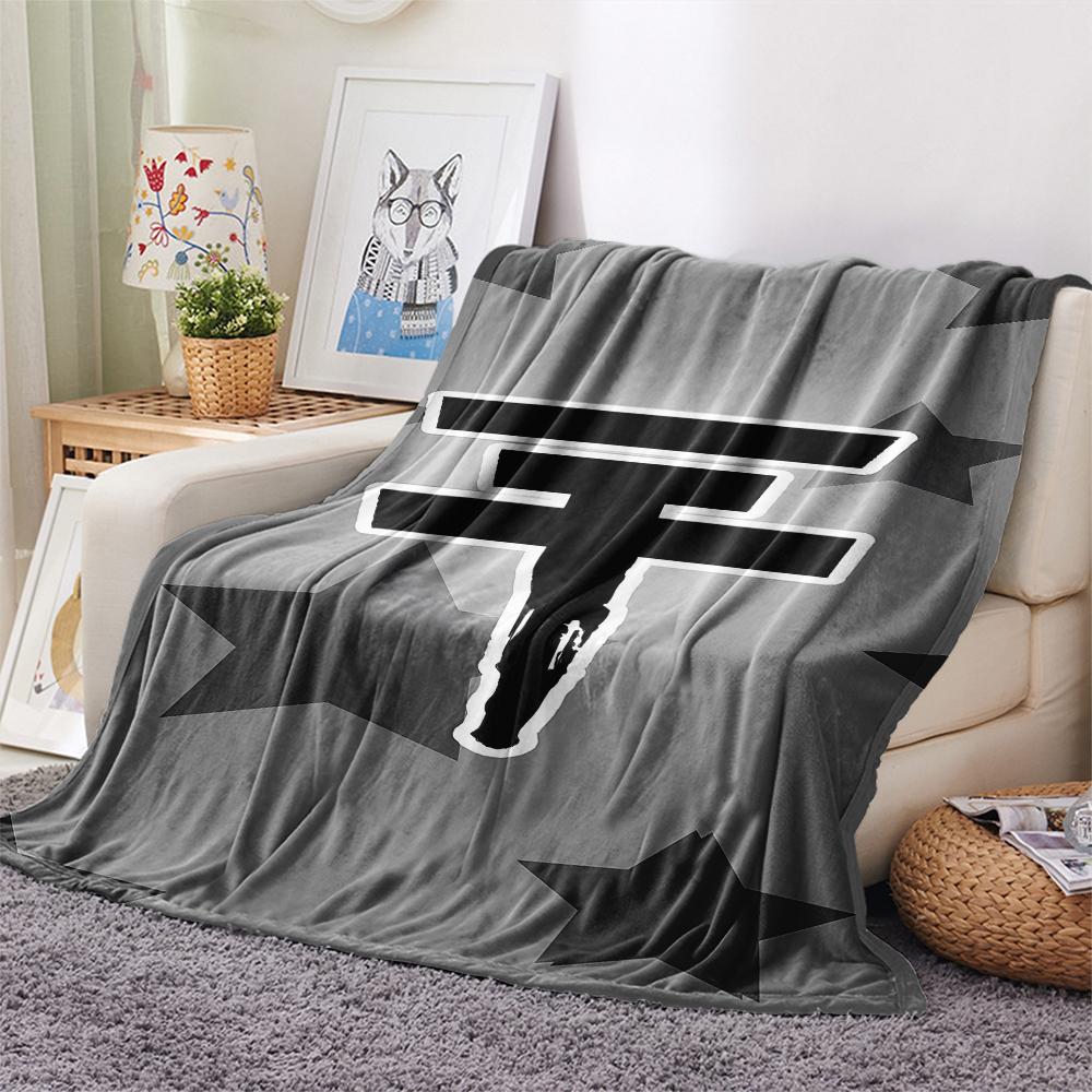 1 шт. Фланелевое одеяло с принтом Tokio hotel, Высокое качество, Для всех сезонов, Декор для дома, Тепло и уют, Идеально для рождественских подарков