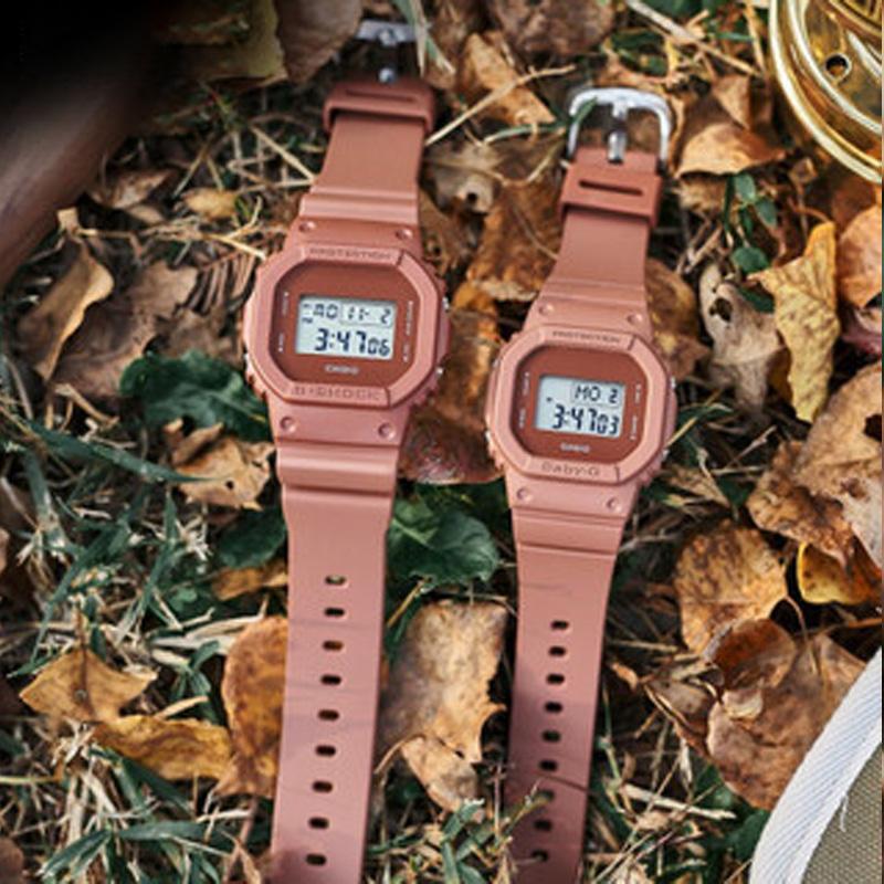 Casio CASIOG-SQUAD Series Earth Tone Outdoor Series Rock Color 200 Meter Waterproof and Shockproof Resin Strap Quartz Movement DW-5600ET-5PR-person