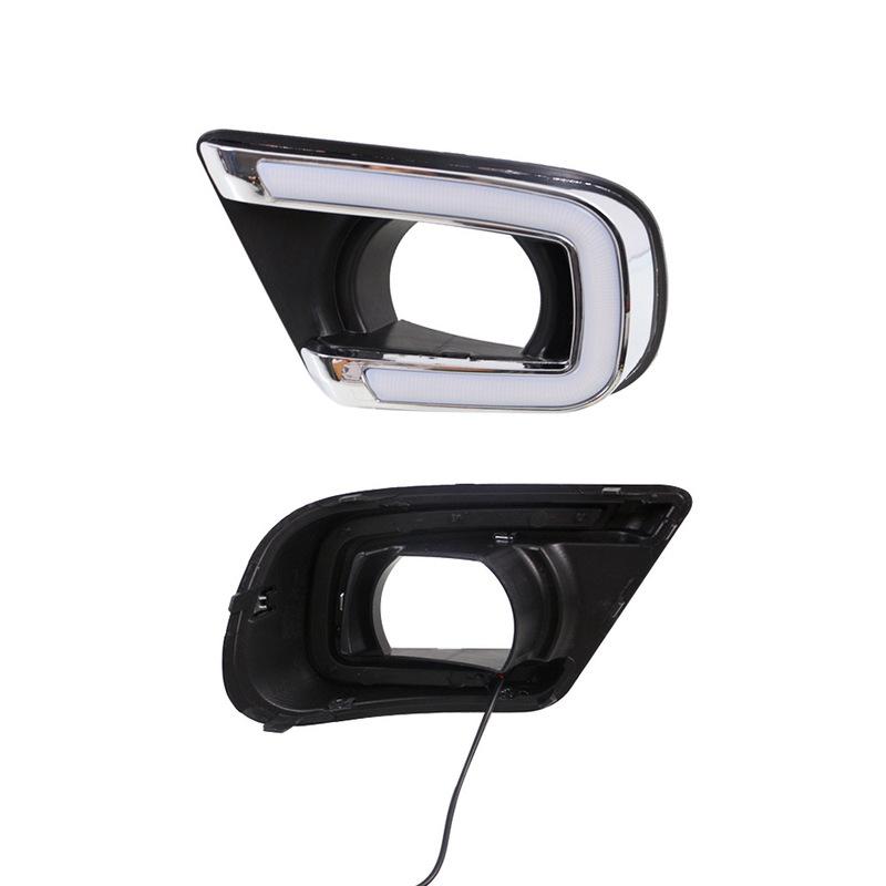 Car LED DRL Daytime Running Light with yellow Turn signal Fog lamp cover For Dodge Journey For Fiat Freemont 2014 2015 2016 2017