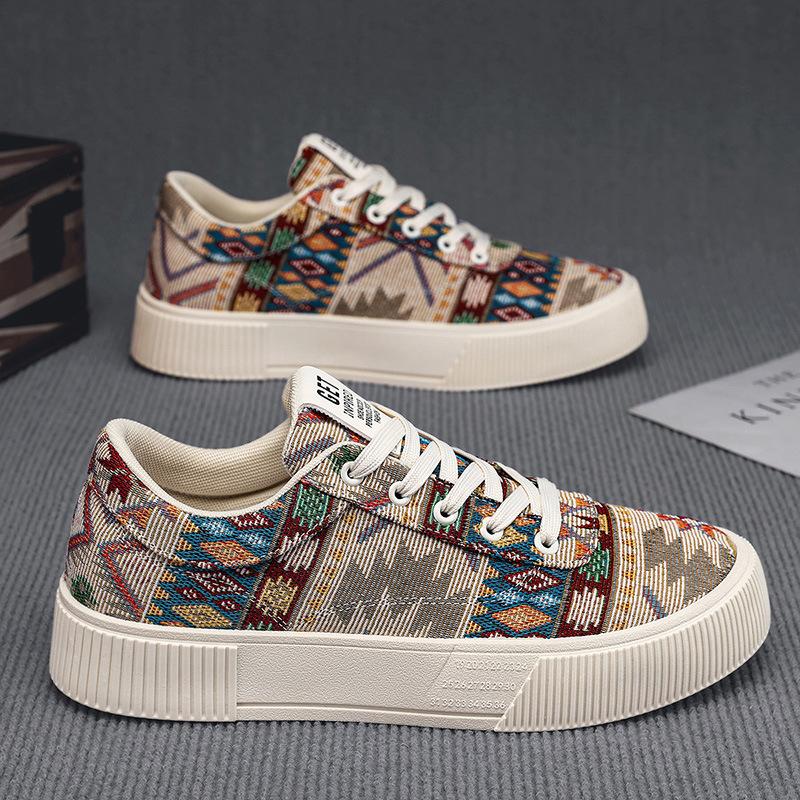 Мужская обувь из парусины 2025 года, новые летние студенческие универсальные дышащие повседневные туфли для серфинга, мужская нескользящая спортивная обувь на платформе