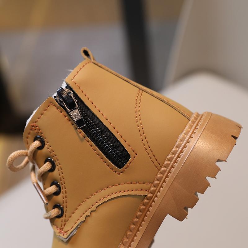 Осень-зима для мальчиков и девочек, британский стиль, дизайн с боковой молнией, бархатные теплые нескользящие короткие сапоги, кожаные сапоги