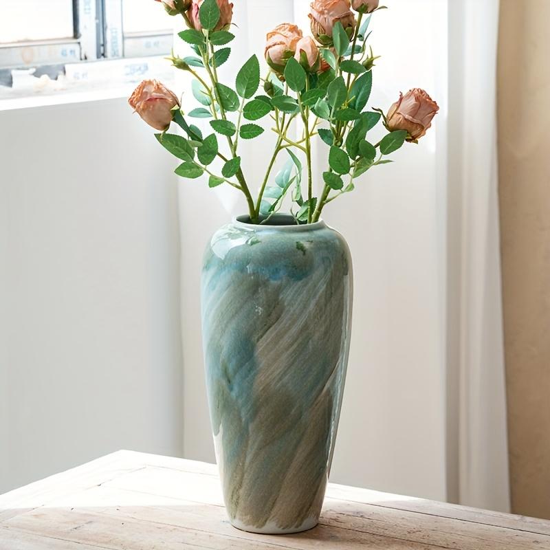 Elegant Vintage Ceramic Vase, Perfect for Displaying in the Living Room, Bedroom, or Kitchen Vintage-style Cylindrical Vase
