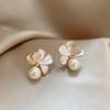 Oil Drop Pearl Flower Earrings Retro Temperament Stud Earrings Niche Light Luxury High-end Earrings Women