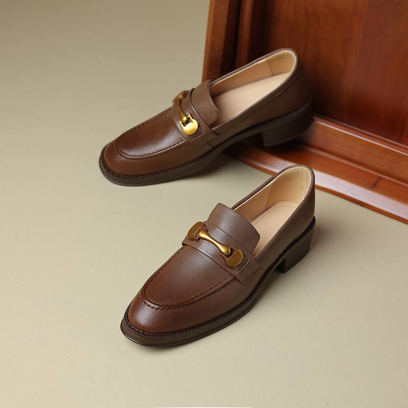 Krazing Pot Весенние туфли из коровьей кожи с круглым носком на толстом среднем каблуке, броги, женские туфли-лодочки большого размера 43 с металлическими застежками