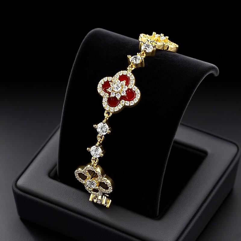 Hui Zhi Yi S925 Silver Four-Leaf Clover Red Agate Adjustable Bracelet for Women