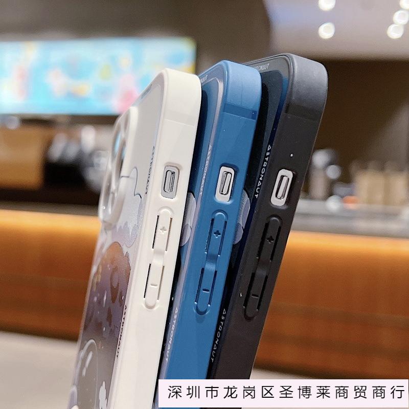 Применимо к чехлу для мобильного телефона iPhone16 с рисунком астронавта 15PROMAX мультяшный расписной чехол Apple 14 с боковым узором
