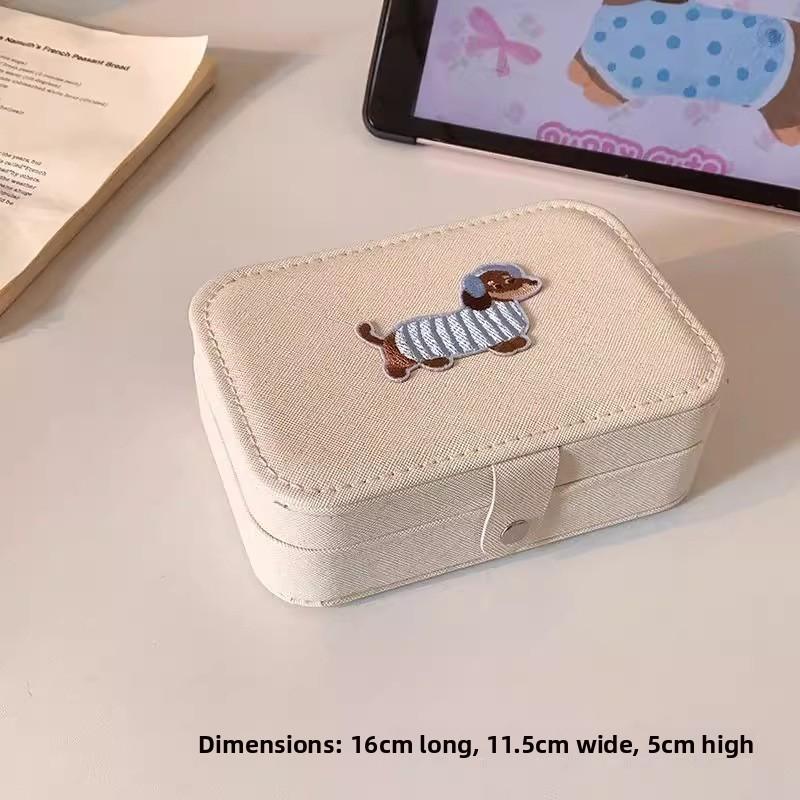 Изолированный кожаный шкатулка для украшений с несколькими отделениями для подарков и путешествий