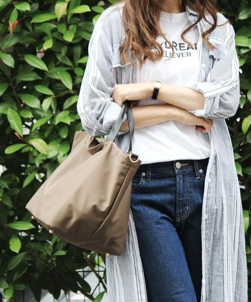 Сумка-тоут из нейлона с ручками из натуральной кожи, бежевый мокко [Lux] vin1b-18r004p-00s