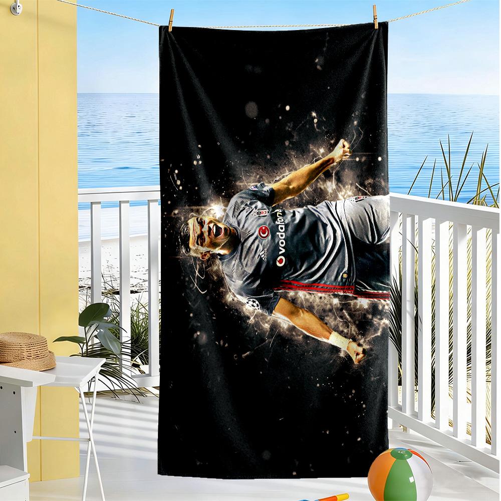 Football Star Action Beach Towel Quick-Dry Soft Microfiber Comfortable Lightweight Suitable for Swimming, Gym, Camping, Yoga Vacation