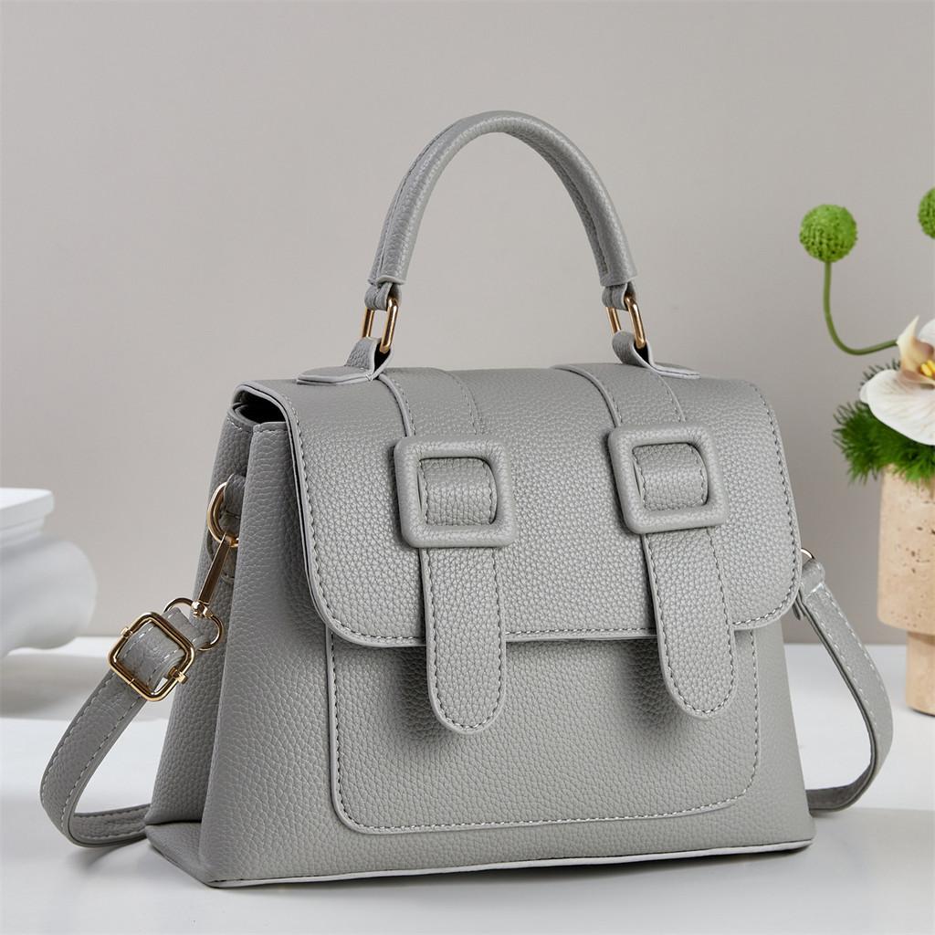 Small Square Pu Handbag With Multiple Inner Compartments For Everyday Use