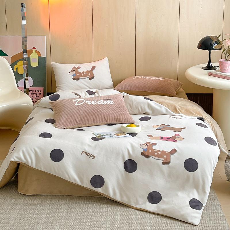 Утолщенный молочный флис, девчачье сердечко, милый котенок, кровать, комплект из четырех предметов, коралловый флис, 1,5 метра